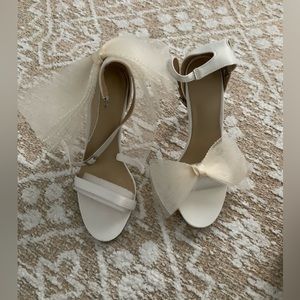 wedding/bride heels